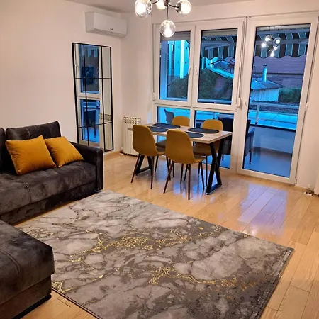 Premier Apartment *