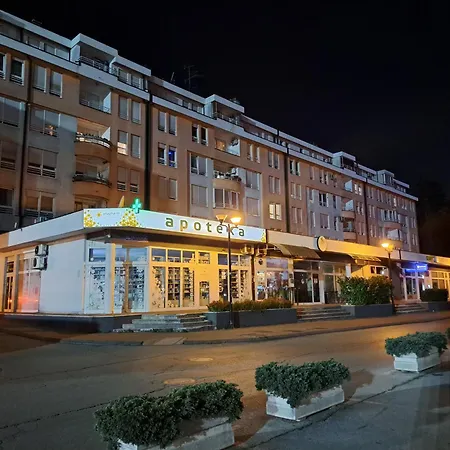 Premier Apartment